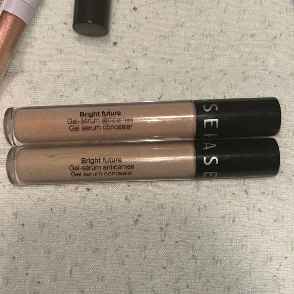 Makeup Bundle - Picture 9 of 15